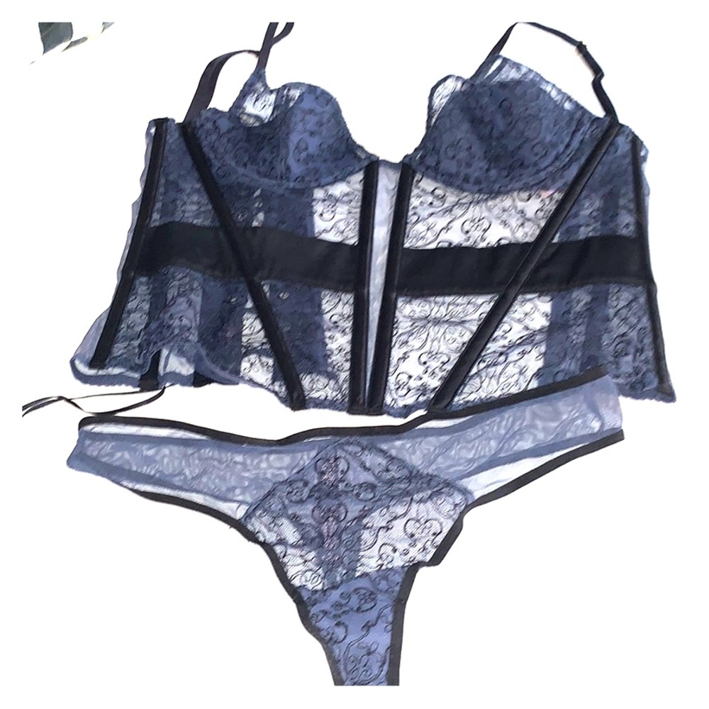 Brand new Victoria Secret corset set